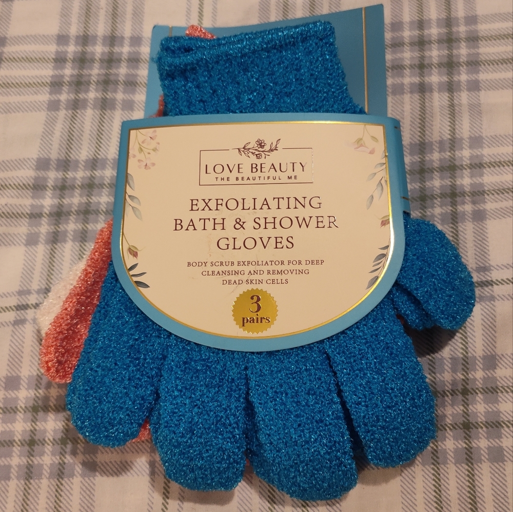 NEW! Love Beauty Exfoliating Shower & Bath Gloves (3pk)